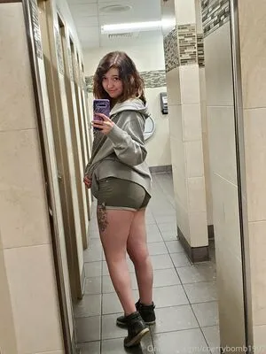 Dreadfuldesire OnlyFans Leaked Free Thumbnail Picture - #M4WZv8F8Fg