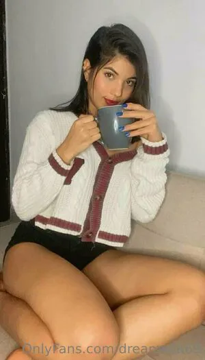 Dreamella69 OnlyFans Leaked Free Thumbnail Picture - #0JMenZ9ys1