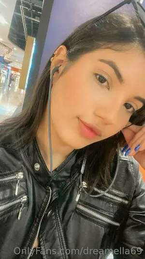 Dreamella69 OnlyFans Leaked Free Thumbnail Picture - #iLShdxj1l0