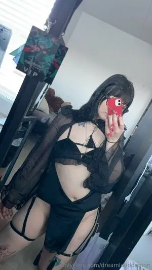 Dreamlanddemon OnlyFans Leaked Free Thumbnail Picture - #hbf4bJaaBD