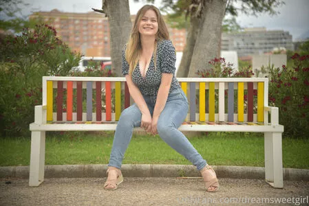 dreamsweetgirl OnlyFans Leaked Free Thumbnail Picture - #AnlTcqOMxY