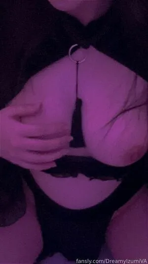 Dreamyizumiva OnlyFans Leaked Free Thumbnail Picture - #2LZk78HZa7