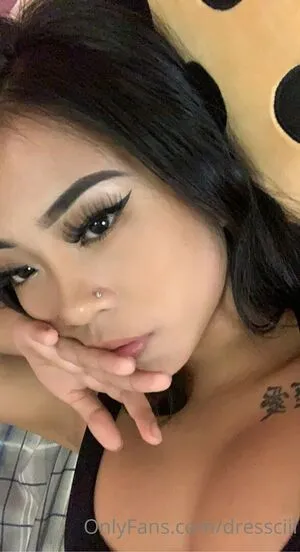 Dressciii OnlyFans Leaked Free Thumbnail Picture - #s2AVupGDw4