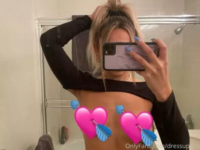 DressUpERIS OnlyFans Leaked Free Thumbnail Picture - #O0xKcOeiZu