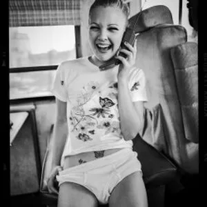 Drew Barrymore OnlyFans Leaked Free Thumbnail Picture - #RtnsGKat6h