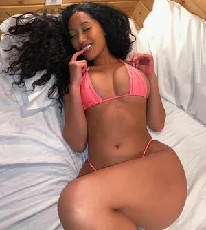 Drew Valentina OnlyFans Leaked Free Thumbnail Picture - #4Gejiamuvs