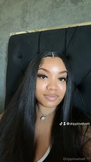 Drippinvelvet OnlyFans Leaked Free Thumbnail Picture - #3dseubPoV9