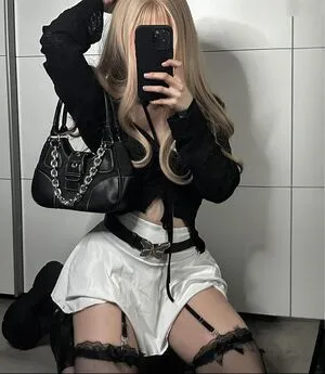 Drowsylio OnlyFans Leaked Free Thumbnail Picture - #4ZOMFIK2nj