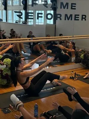 Dua Lipa OnlyFans Leaked Free Thumbnail Picture - #1dYDS4epS7