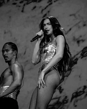 Dua Lipa OnlyFans Leaked Free Thumbnail Picture - #2MxxBz5i35