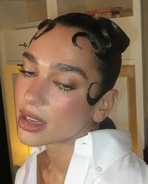 Dua Lipa OnlyFans Leaked Free Thumbnail Picture - #2TMIJx70Ac