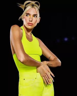 Dua Lipa OnlyFans Leaked Free Thumbnail Picture - #3CJqjutjMI
