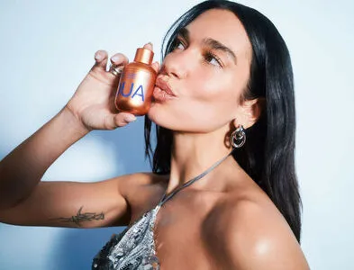 Dua Lipa OnlyFans Leaked Free Thumbnail Picture - #3HJJJnkbRo
