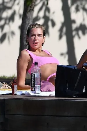 Dua Lipa OnlyFans Leaked Free Thumbnail Picture - #3LULBRxEFb