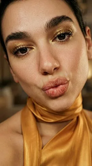 Dua Lipa OnlyFans Leaked Free Thumbnail Picture - #3YYrsa3Q8H