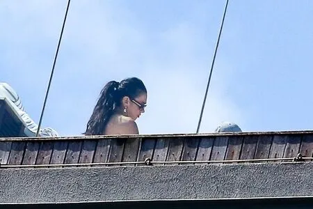 Dua Lipa OnlyFans Leaked Free Thumbnail Picture - #4HUiMWnx08