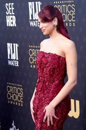 Dua Lipa OnlyFans Leaked Free Thumbnail Picture - #4veALqUaSS