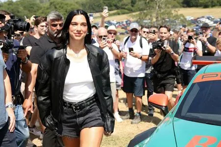 Dua Lipa OnlyFans Leaked Free Thumbnail Picture - #5ewTdTR1xu
