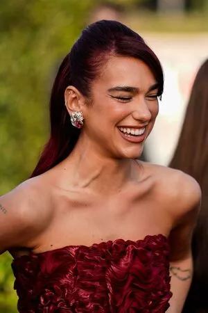 Dua Lipa OnlyFans Leaked Free Thumbnail Picture - #A7GMA7bepN