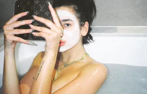 Dua Lipa OnlyFans Leaked Free Thumbnail Picture - #ADBaKdEurb