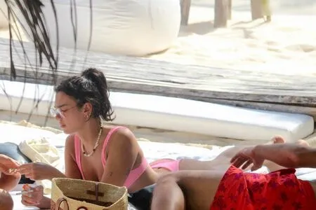 Dua Lipa OnlyFans Leaked Free Thumbnail Picture - #AtXvEXTtAp