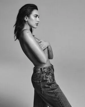 Dua Lipa OnlyFans Leaked Free Thumbnail Picture - #B8ytNwPmFT