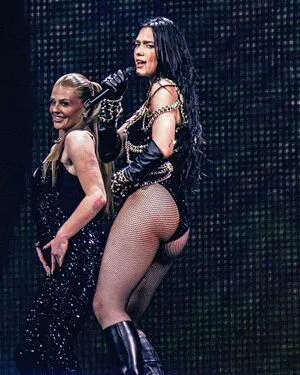 Dua Lipa OnlyFans Leaked Free Thumbnail Picture - #CBNHTog1z5