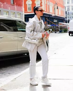 Dua Lipa OnlyFans Leaked Free Thumbnail Picture - #Cffk5saXAi