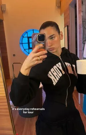 Dua Lipa OnlyFans Leaked Free Thumbnail Picture - #EWFIWQm4c9