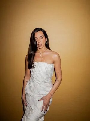 Dua Lipa OnlyFans Leaked Free Thumbnail Picture - #GFVbDg1VCm