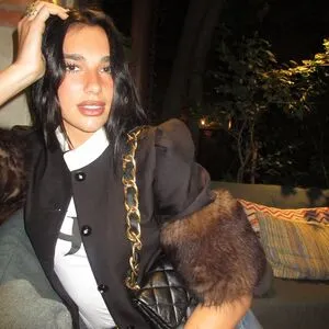 Dua Lipa OnlyFans Leaked Free Thumbnail Picture - #GkgLsL20xp