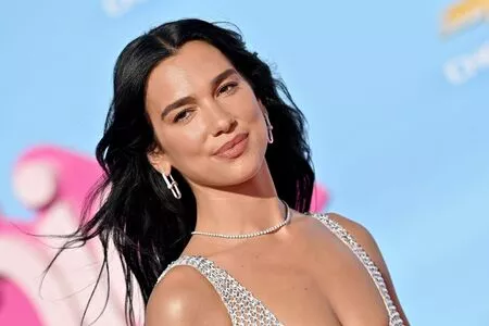 Dua Lipa OnlyFans Leaked Free Thumbnail Picture - #H5qnqfux33