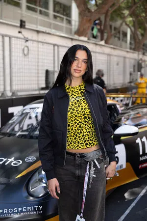 Dua Lipa OnlyFans Leaked Free Thumbnail Picture - #ITeKzhWvEA
