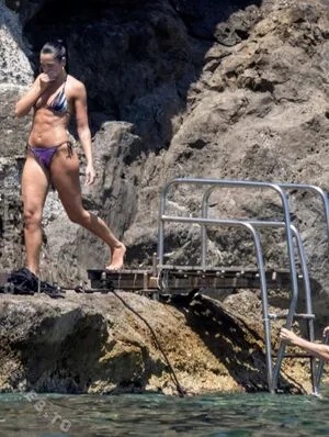 Dua Lipa OnlyFans Leaked Free Thumbnail Picture - #MkkG9f91An