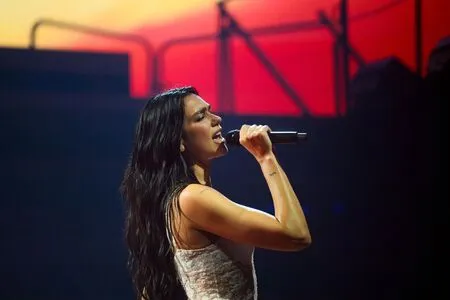 Dua Lipa OnlyFans Leaked Free Thumbnail Picture - #MteOsQiopV