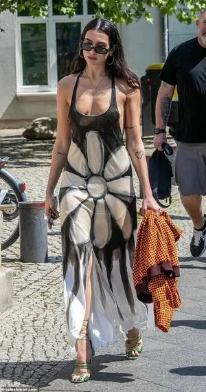 Dua Lipa OnlyFans Leaked Free Thumbnail Picture - #NOOtuMWN0J