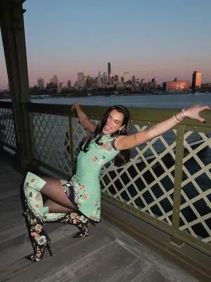 Dua Lipa OnlyFans Leaked Free Thumbnail Picture - #RZ2Nut5QAs