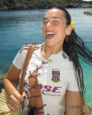 Dua Lipa OnlyFans Leaked Free Thumbnail Picture - #SNDMznXsiv