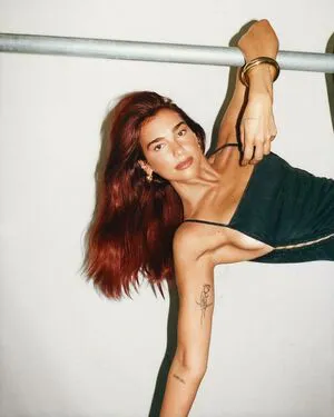 Dua Lipa OnlyFans Leaked Free Thumbnail Picture - #SOA3SAFIfj