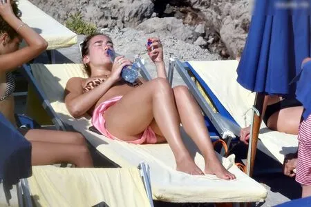 Dua Lipa OnlyFans Leaked Free Thumbnail Picture - #SXDxeIEwy5