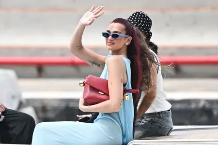 Dua Lipa OnlyFans Leaked Free Thumbnail Picture - #TxfxysJcAv