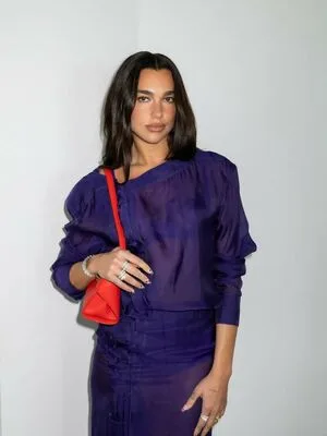Dua Lipa OnlyFans Leaked Free Thumbnail Picture - #UsxKgTqXuu