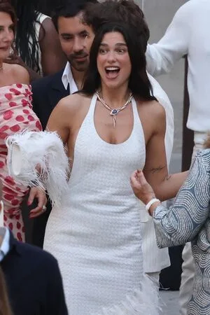 Dua Lipa OnlyFans Leaked Free Thumbnail Picture - #WTtXAdUyzk