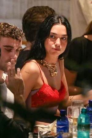 Dua Lipa OnlyFans Leaked Free Thumbnail Picture - #Yy2MvAa8oh