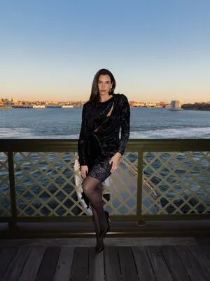 Dua Lipa OnlyFans Leaked Free Thumbnail Picture - #a3kbEgoyy1