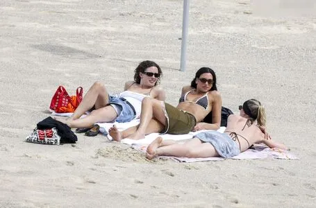 Dua Lipa OnlyFans Leaked Free Thumbnail Picture - #a7V1oXCNE0
