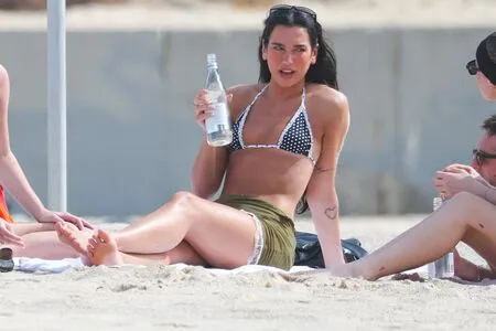 Dua Lipa OnlyFans Leaked Free Thumbnail Picture - #bxI5IIYyht