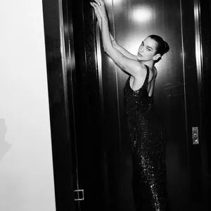 Dua Lipa OnlyFans Leaked Free Thumbnail Picture - #cy3Ot9V104