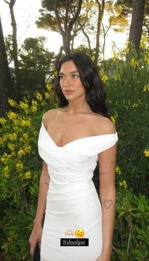 Dua Lipa OnlyFans Leaked Free Thumbnail Picture - #fcaOHn6im0