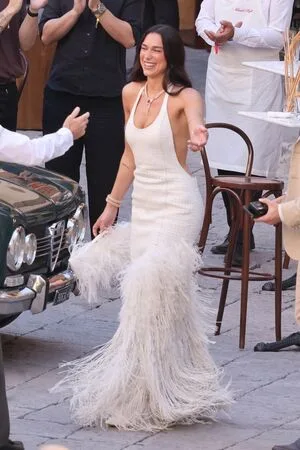 Dua Lipa OnlyFans Leaked Free Thumbnail Picture - #kinGF1bHg3